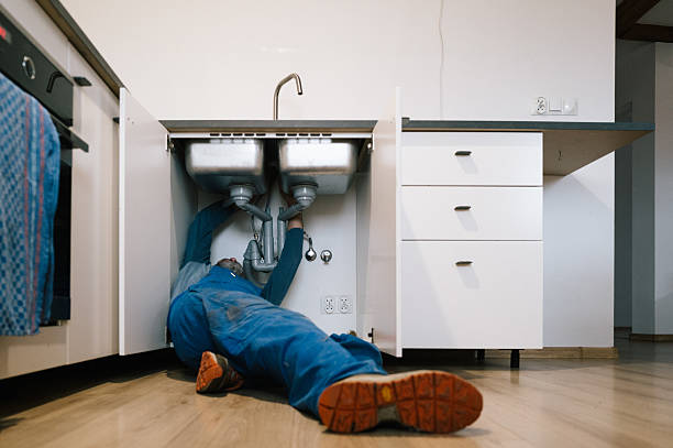 Professional Plumbing technician working in Selah, WA